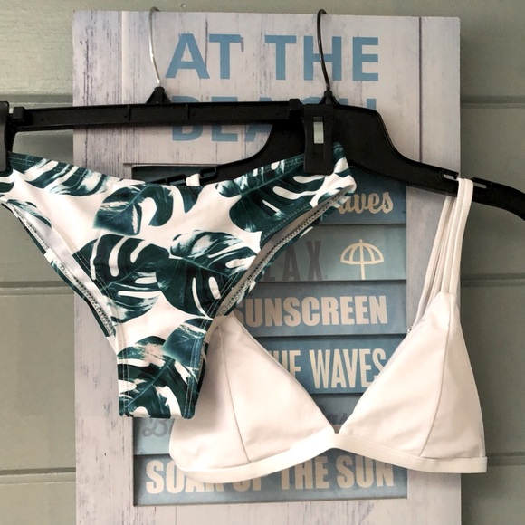 Bikini~ topical matching two piece  bikini swimsuit set NWOT adj. straps 🎉SALE - Picture 4 of 15